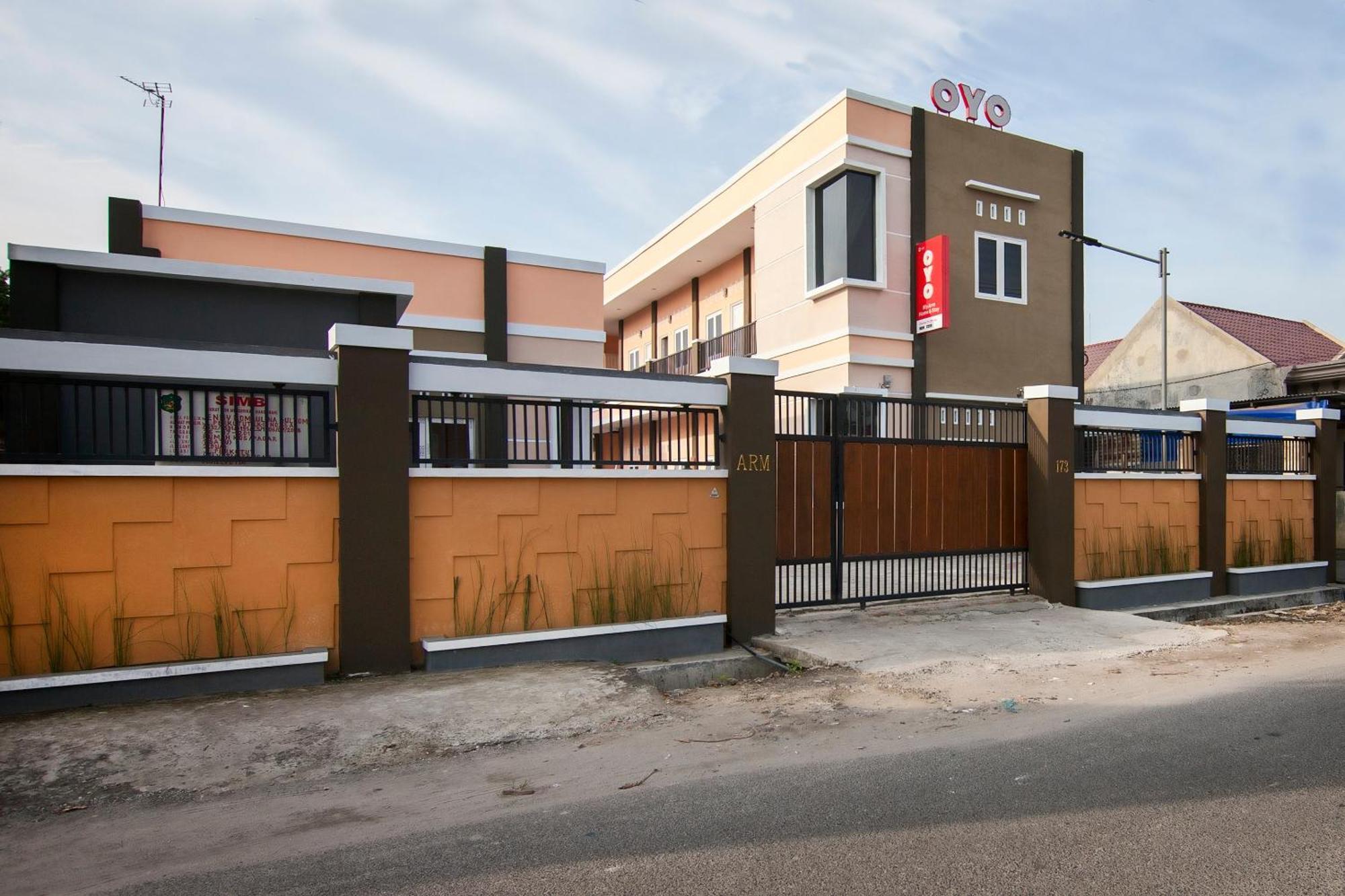 Oyo 725 My Arm Home & Stay เมดาน ภายนอก รูปภาพ