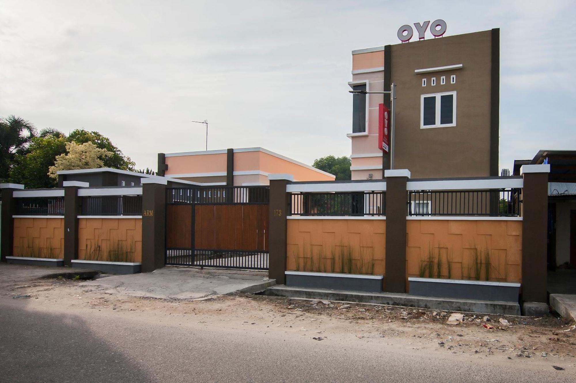 Oyo 725 My Arm Home & Stay เมดาน ภายนอก รูปภาพ